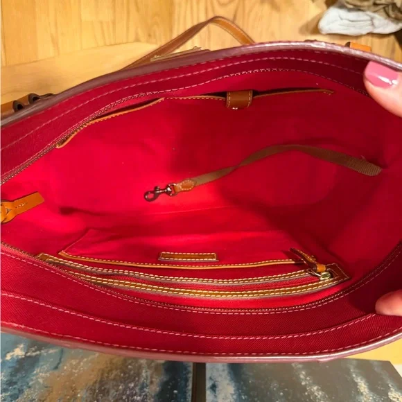 Dooney & Bourke Pebble Grain Small Lexington Tote - Picture 15 of 16